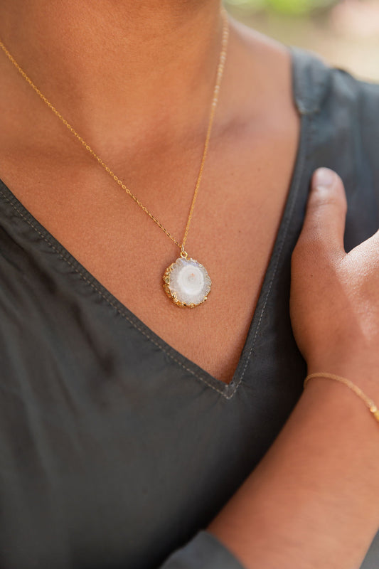 White Agate Slice & 14k Gold Fill Chain Necklace