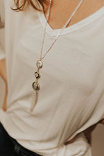 3 Pearls Dangle Necklace